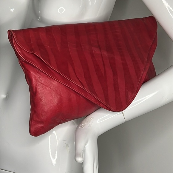 Red Soft Leather Double Compartment Vintage Clutch Bag - Picture 1 of 12